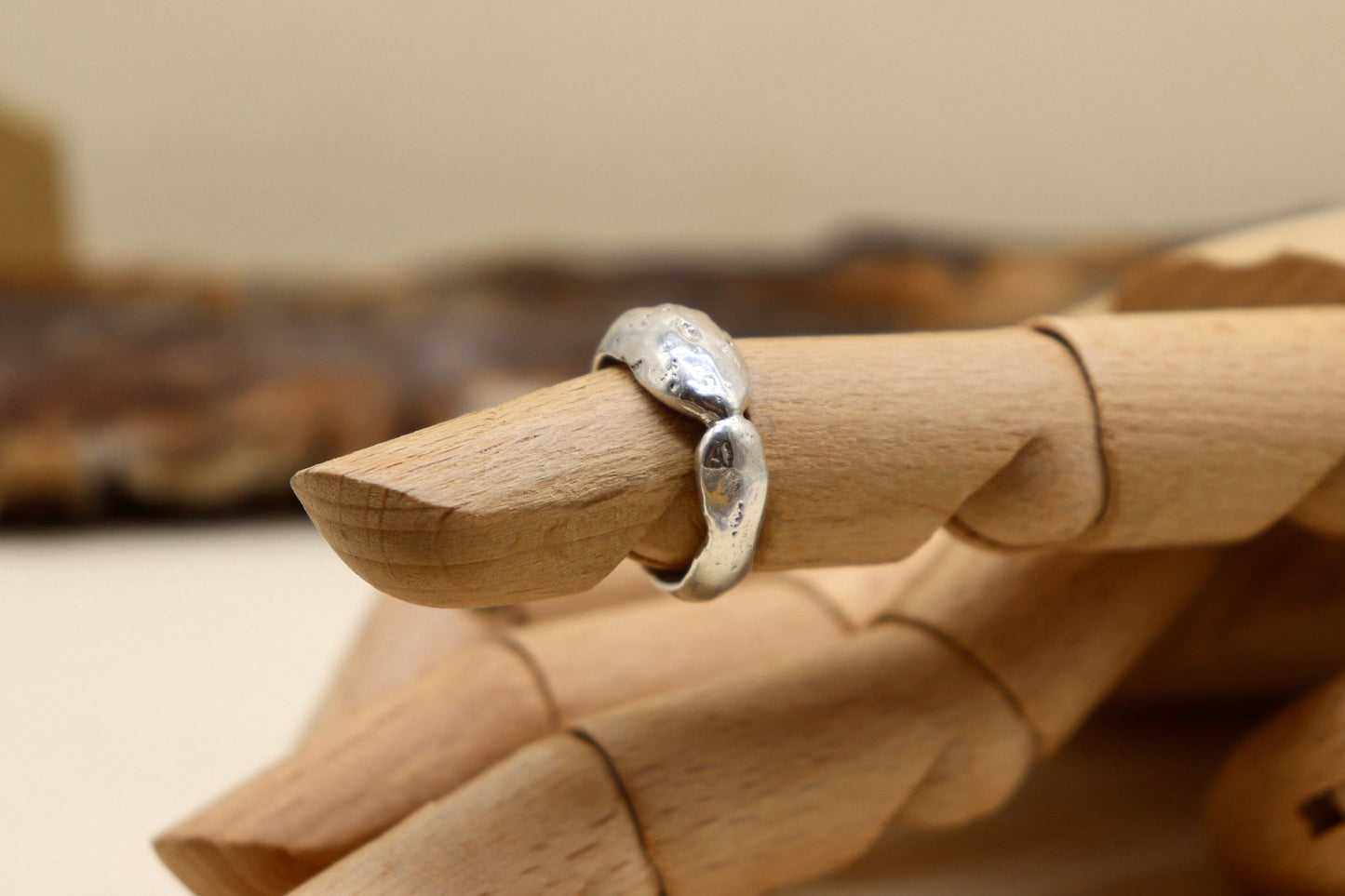 Sand cast band