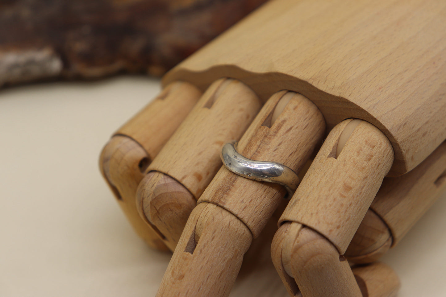 Swoop ring